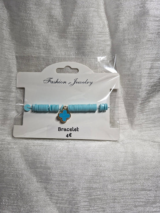Bracelets perle plate breloque