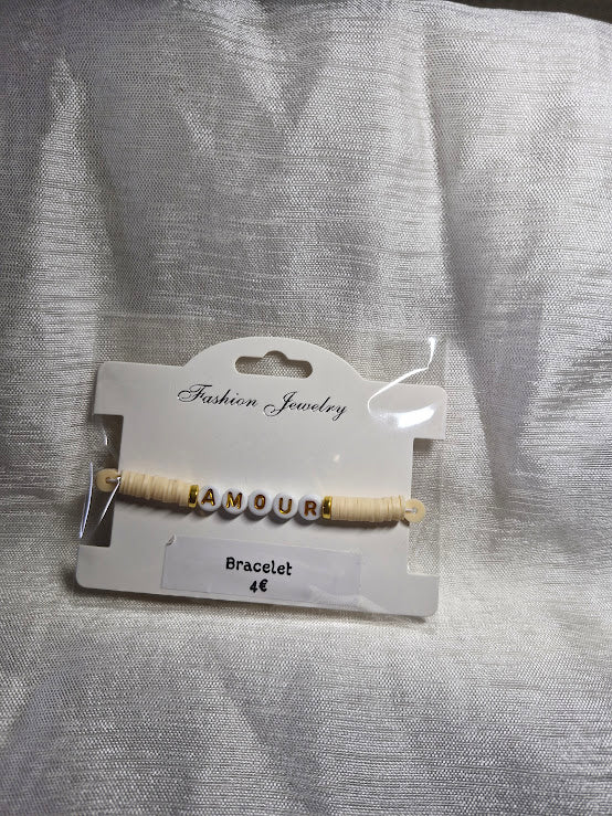 Bracelets en perles plate