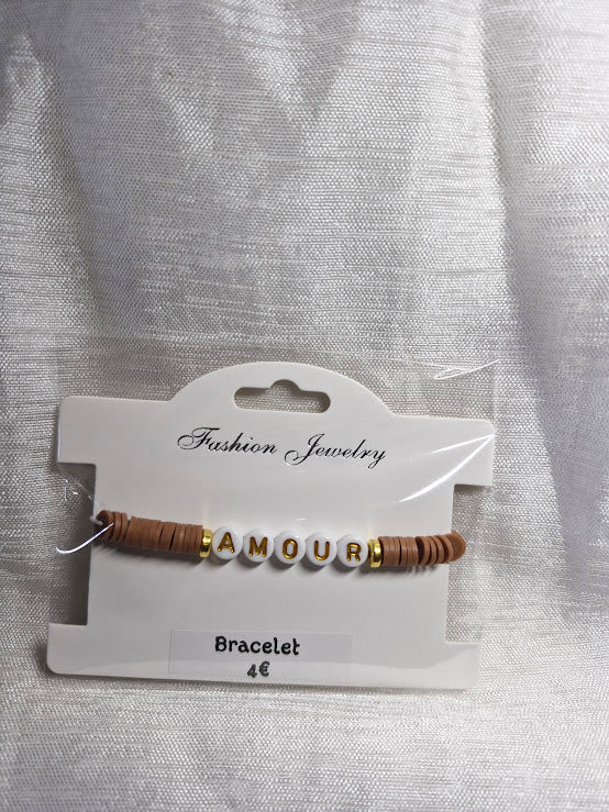 Bracelets en perles plate
