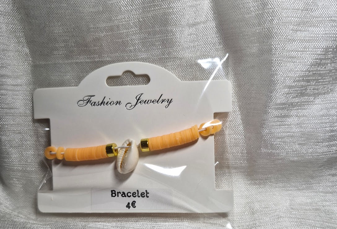 Bracelets perles plate coquillage