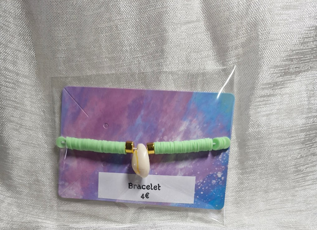 Bracelets perles plate coquillage