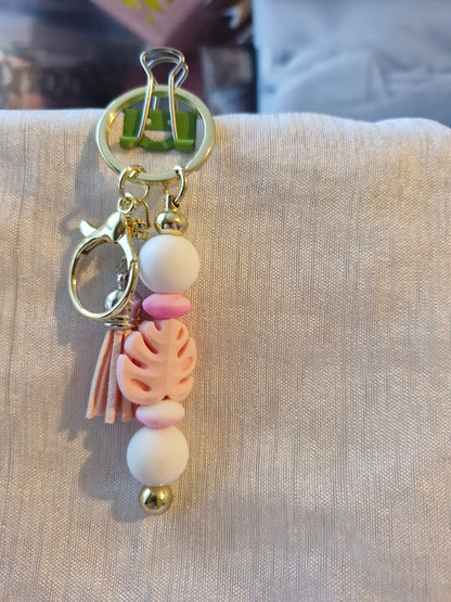 Porte clé pâquerette et feuilles